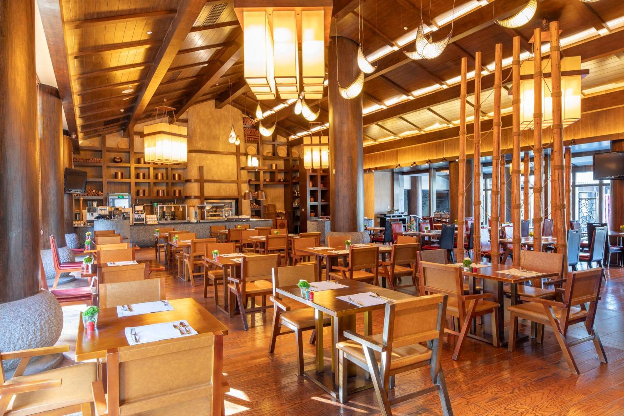 Intercontinental Lijiang Ancient Town Resort By Ihg Екстер'єр фото